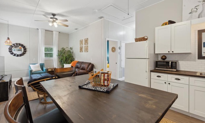 Orlando Villa | Cozy Guesthouse with Outdoor Oasis