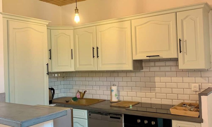 Sospel Apartamento | Au Centre de Sospel, Lumineux et Grand Appartement au Dernier Étage