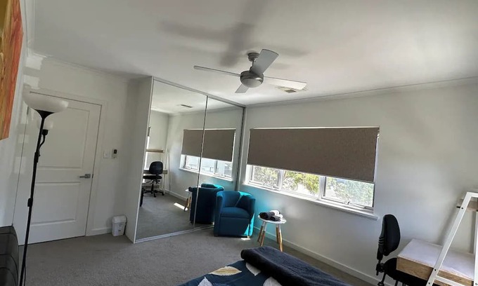 Mawson Lakes Casa | Room in Mawson Lakes