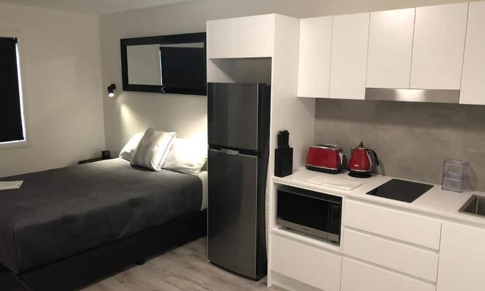 Adamstown Apartamento | Studio Apartment Unit