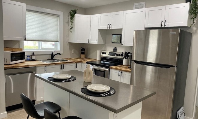 Sioux Lookout Apartamento | Cozy apartment in lovely Sioux Lookout with AC, WiFi, Netflix, Amazon Prime