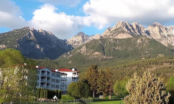 East Kootenay Apartamento | Peaceful Oasis 1BR Fairmont Hot Springs Condo