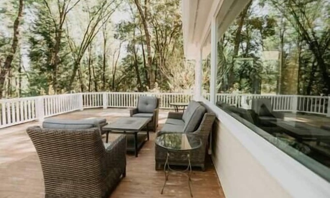 Nevada City Casa | Spacious Honeysuckle House 5 mins from Nevada City