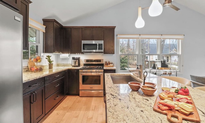 Michiana Casa | House of Lotus