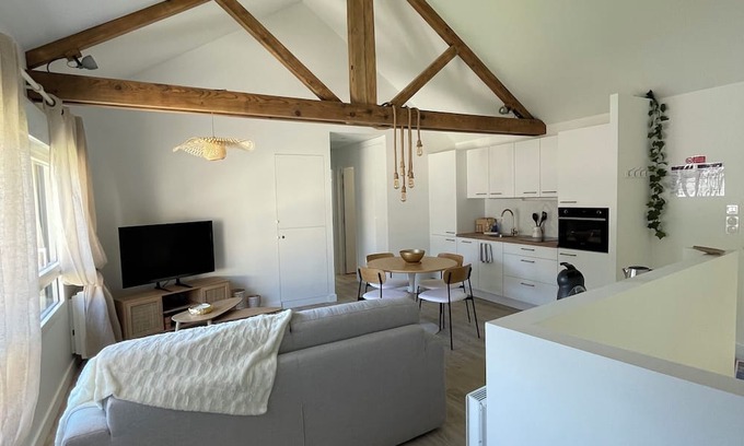 Escoville Apartamento | L'appart Charmant Avec son Belle Espace Extérieur