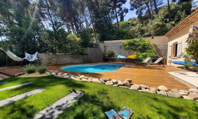 Rognac Villa | Villa en Provence, Nichée Dans les Pins