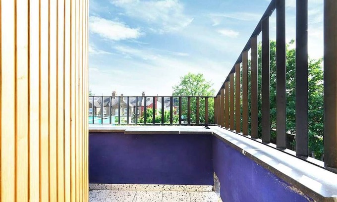 Tottenham Casa | Beautiful 3BR House with Piano and Garden