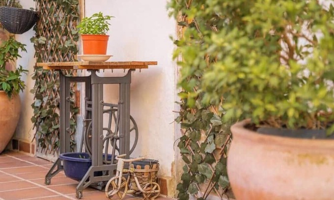 Teruel Casa | Holiday Home 'Barranco Las Maravillas' with Private Terrace, Private Garden and Wi-Fi