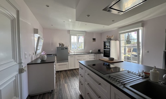 Blainville-sur-Mer Casa | Jolie Maison Proche de la Mer