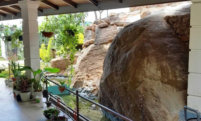 Naula Casa | A cozy bungalow on a mountain with a majestic view!