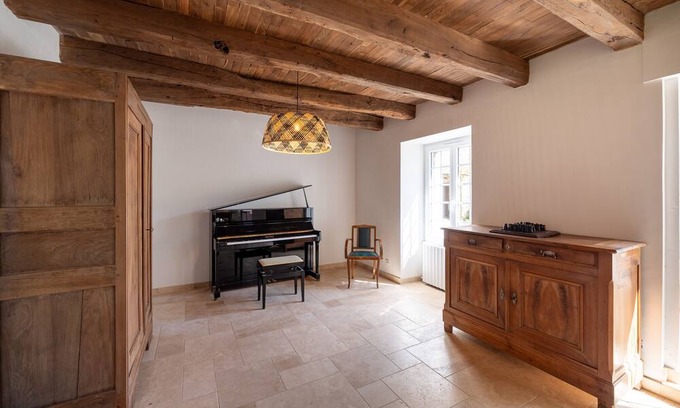 Limerzel Casa | Holiday Home 'Bois De Roz' with Private Terrace and Private Garden