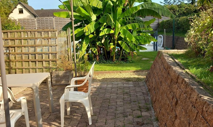 Haudrecy Casa | Vrbo Property