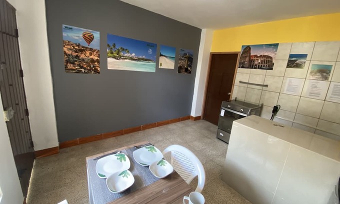 Guayaquil Apartamento | 8 Acogedores Departamentos Independientes en la Garzota 5 mts del Aeropuerto