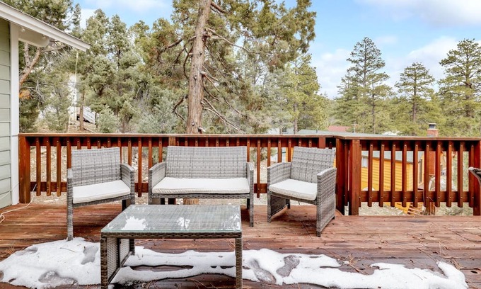 Whispering Forest Cabina | 2416-antelope Views 3 Bedroom Cabin by RedAwning