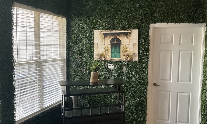 Roselawn Finance Casa | Cozy Luxury 1-bedroom apartment with fitness room, WiFi in beautiful Cincinnati