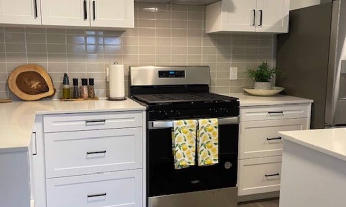 Fenelon Falls Apartamento | Deluxe Place on Kawartha Lakes