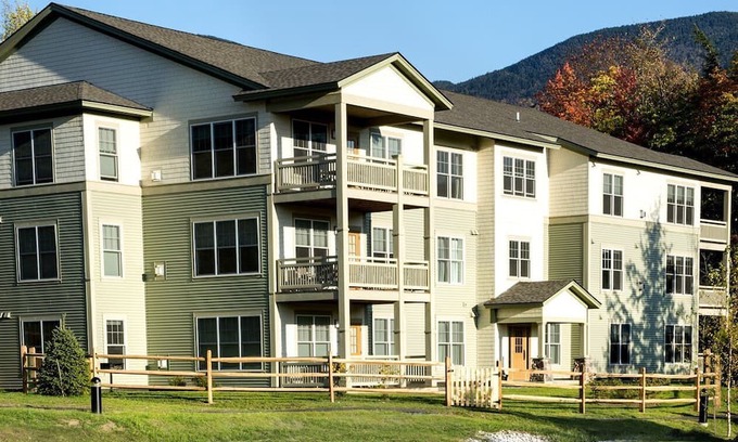 Jeffersonville Complejo | Eclipse week