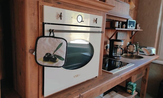 Bad Klosterlausnitz Apartamento | Vintage Ferienwohnung Viktoria - Falco und Stephanie Kirchbichler