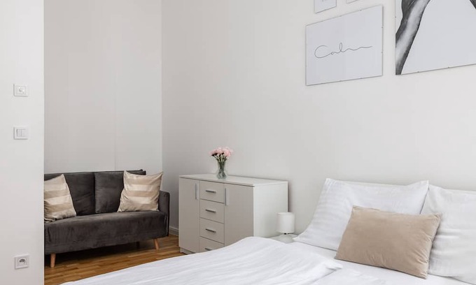 Petrska ctvrt Apartamento | Beige Nest for 3 - Florenc - City Center