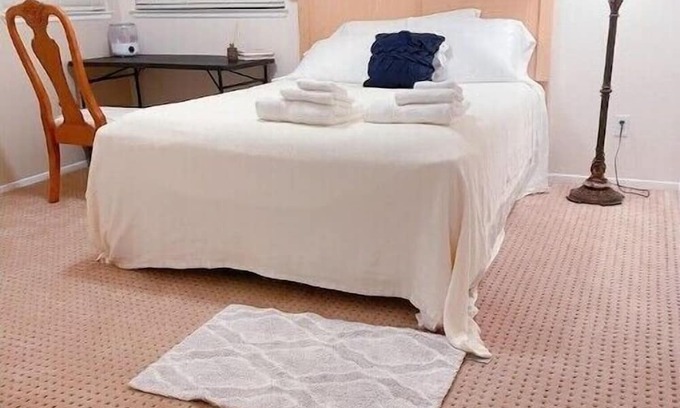 Estates at Canyon Crest Casa | Nice Private Room 2 Riverside