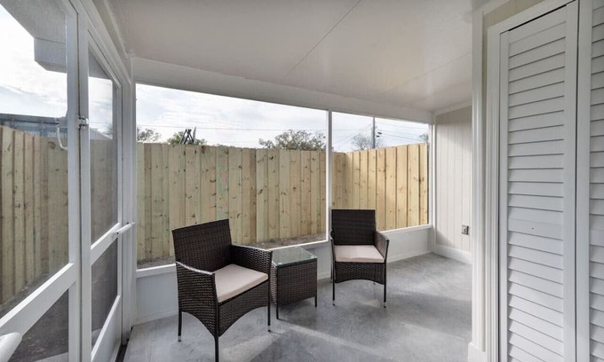 Saint Cloud Casa | Pet friendly + in Dwtn + 20mi to Disney & Parks!