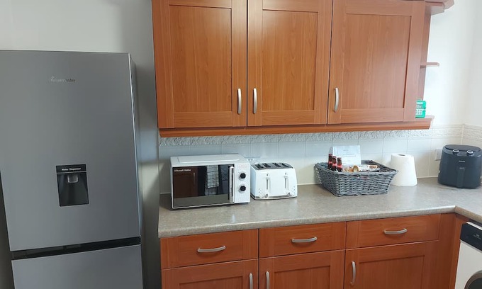 Weston on Trent Apartamento | 2 bedroom apartment overlooking canal near CBS Arena, George Elliot, UHCW 🏥