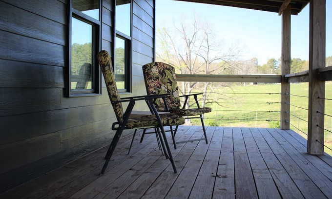 Ozone Cabina | Cabin in the Ozarks by Boone + River