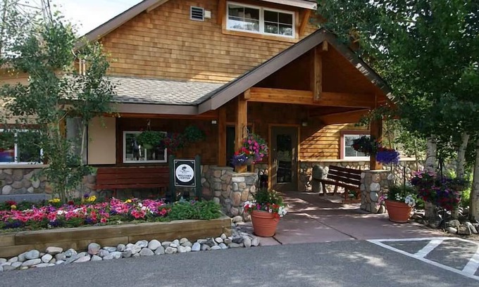 Summit Cove Condominio | Great condo for groups/families near Keystone, Outlet Malls & 5 major ski areas.