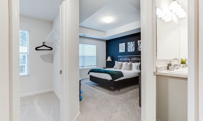 Union City Casa | Perfect Home Away from Home in quiet ATL neighborhood - Close to ATL Airport