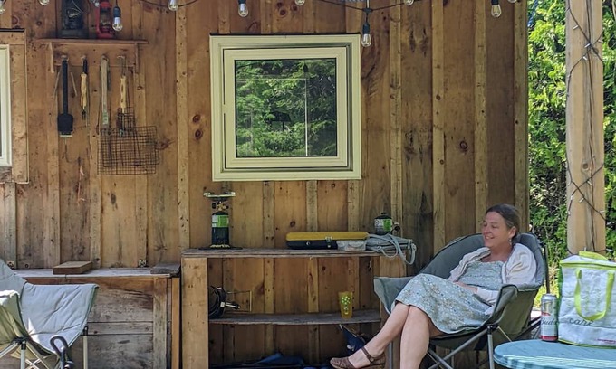Lion's Head Cabina | off-grid cabin in the woods on the Bruce Peninsula, Lake Huron side.