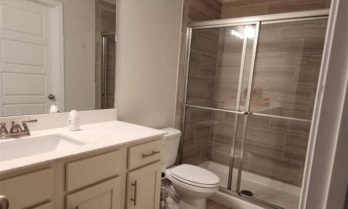 Auburn Casa | Great room for live and work!