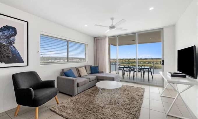 Birtinya Apartamento | Sunshine Coast 3 Bedroom unit