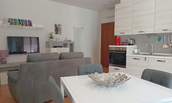 Ronciglione Apartamento | EDEN. LA CASA DI CLAUDIA, con giardino nel verde a due passi dal borgo medievale