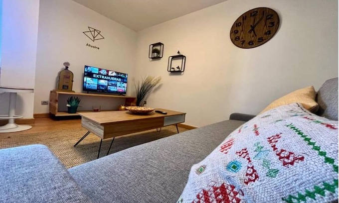 Burgos Apartamento | Rozando LA Catedral- 4 Plazas