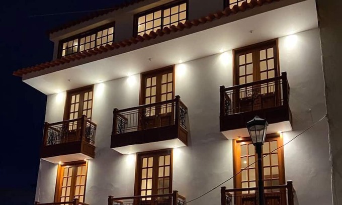 Cajamarca Hotel | Carlos Silva