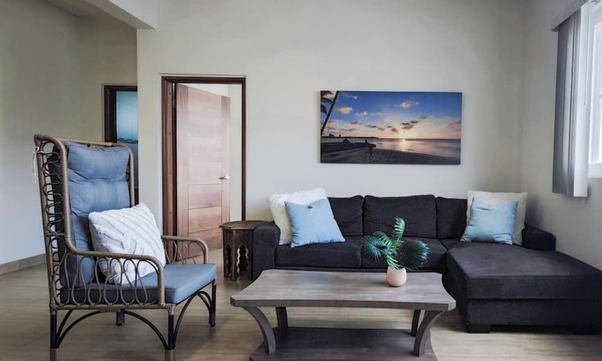 Tamuning Apartamento | Luxury 3BD/2BA Condo - Unit 205 Tumon Isa