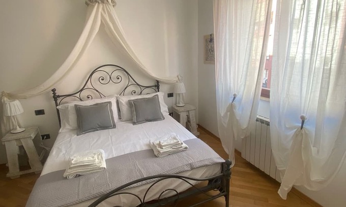 Scandicci Apartamento | Vrbo Property