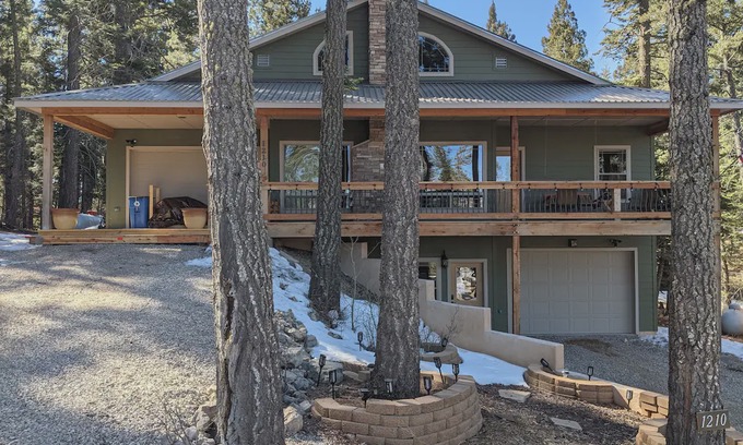 Cloudcroft Chalet De Esquí | Woodlands Chalet Forest, Luxury, Parking, Bedrooms w/Ensuite Bathrooms, CLEAN