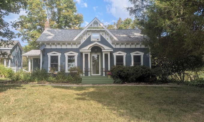 Rome Casa | Historic 1850’s farmhouse nestled in the woods near the Ohio River in So Indiana