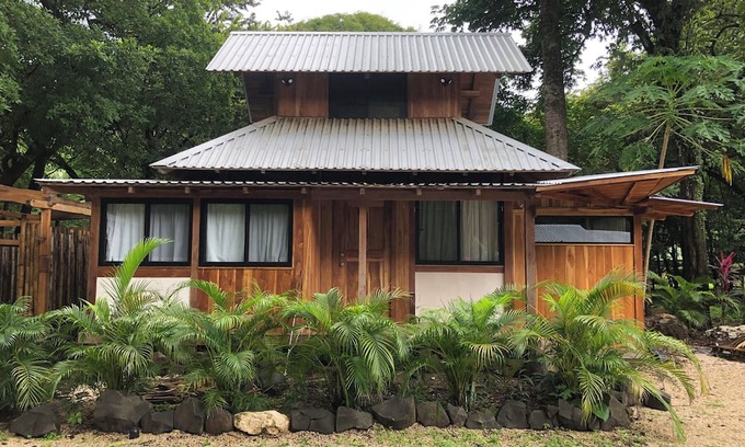 Nosara Cabaña | Casa Pagoda: Charming beachside cottage in Nosara for a relaxing getaway