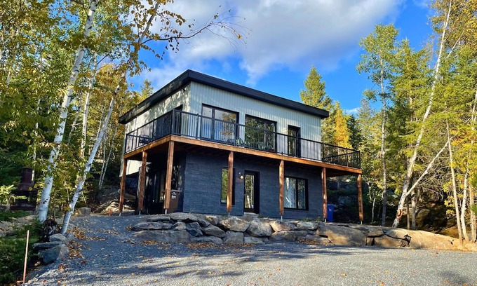 Saint-Henri-de-Taillon Chalet De Esquí | The Nest – Nature Retreat