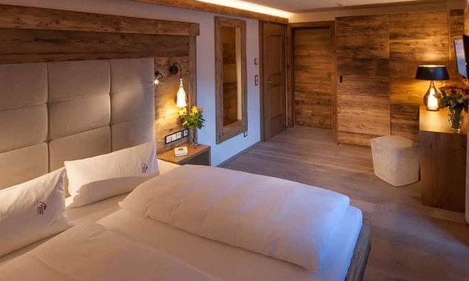 Damuels Casa | Double room Alpine Liefstyle with half board - Berghotel Madlener