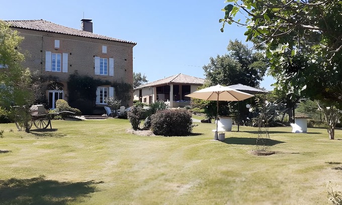 Saint-Frajou Casa | Holiday Home Gite Le Marquès