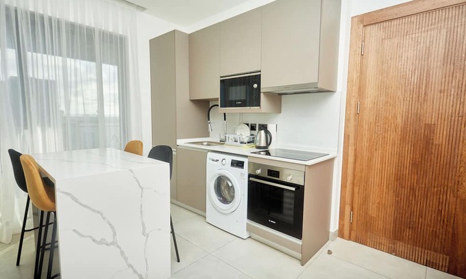 Roman Ridge Condominio | Nova Roman Ridge - PH Level