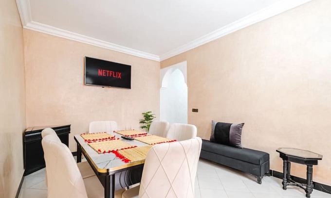 Daoudiate Apartamento | Stylish Family 2BR Apartment 2 min from Majorelle Garden & YSL– Marrakech Center