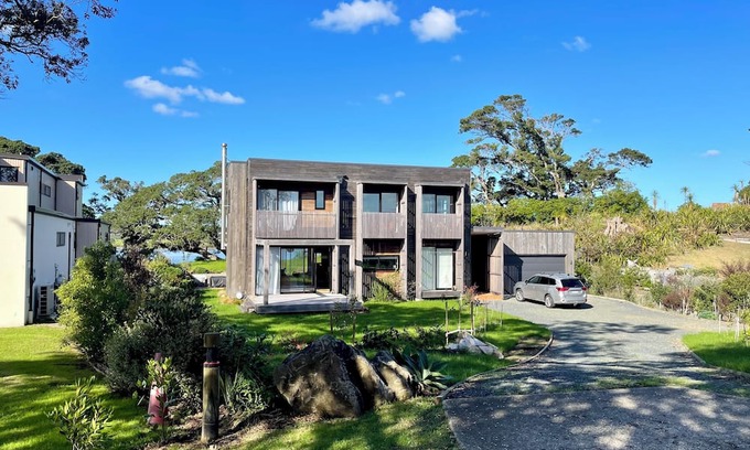 Mangawhai Heads Casa | Estuary View Haven