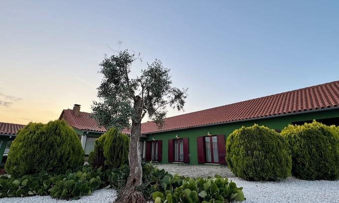 Seia Hotel | Mountain View Triple Room | Raízes da Vinha - Serra da Estrela, Seia