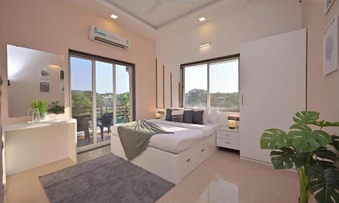 Kurvande Villa | Ultra Luxury 8 BHK Villa with a Private Pool in Lonavala