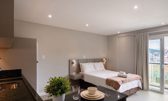 Velha Apartamento | Your Exclusive Stay in Blumenau, 350m From Vila Germanica - Ocns