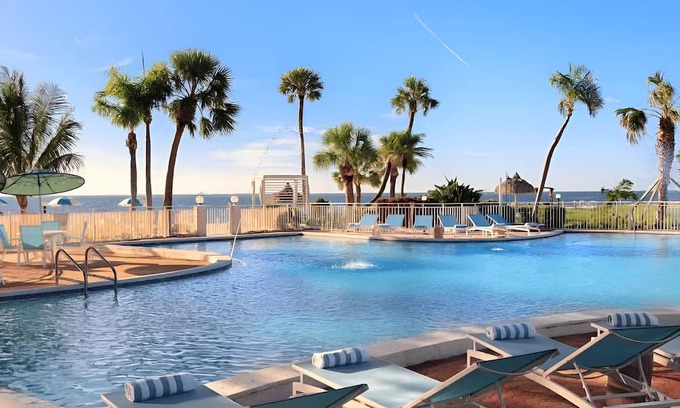 Pinellas Point Hotel | Indulge in Coastal Calm | 2 Stunning Units Near Downtown & Local Attractions